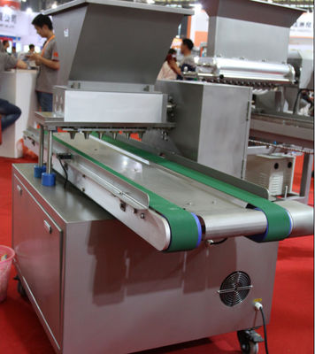 comprare 300 - Servomotore della macchina del depositante del dolce di 600 Trays/Hr con il touch screen dello SpA di delta fabbricazione online