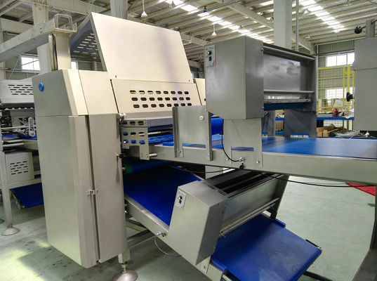 comprare Facile faccia funzionare la macchina di laminazione industriale larghezza della cinghia da 800 millimetri per pasticceria danese fabbricazione online