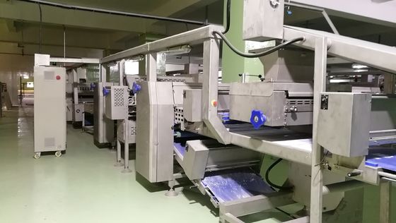 comprare Pasta sfoglia completa che fa macchina con il forno a tunnel per il progetto chiavi in mano fabbricazione online
